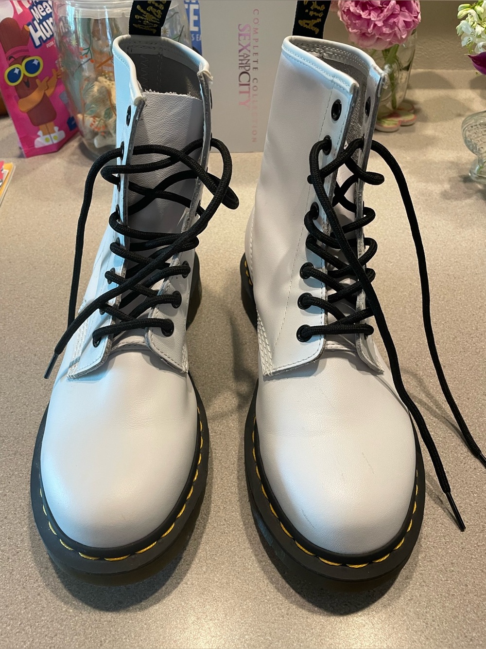 Dr. Martens Lace Up White Boots - size 8 - fantastic condition